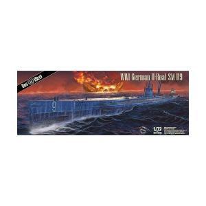 DW72001 1/72 WWII German U-Boat SM U9