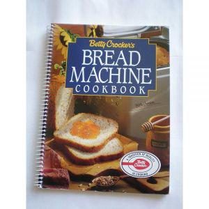 Betty Crocker's Bread Machine Cookbook [spiral_bound]