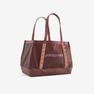 국내매장정품 파타고니아 PATAGONIA 블랙 홀 토트 25L 49032P7DG 564257