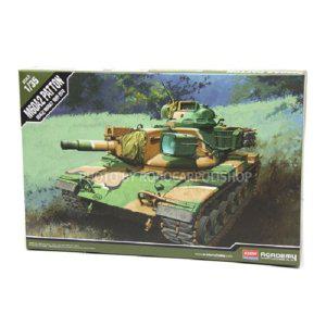 탱크 프라모델 1/35 미육군 M60A2 패튼 전차