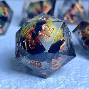 Dnd D20 다면체 액체 흐름 눈 주사위 세트, 던전 및 드래곤 패스 파인더 역할 놀이 게임 파티 완구용 날카로운 가장자리 주사위