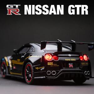 1:32 닛산 GTR GT-R R35 R34 슈퍼카 합금 자동차 모델, 다이캐스트 및 장난감 차량, 어린이 장난감 선물, 소년 장난감