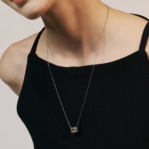 [★White 10/23~ 순차출고] bold lilies pendant necklace