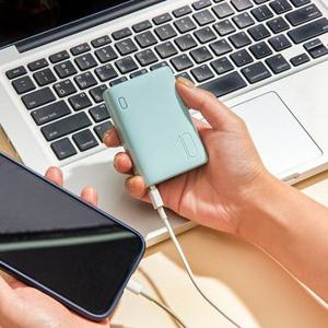 작고 가벼운 고속 충전 보조 배터리(10,000mAh)_민트 J50N905012200