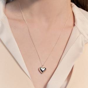 [수지,에스파 카리나,에이핑크 윤보미,다영,오영주,윤하 착용]pounding volume heart necklace