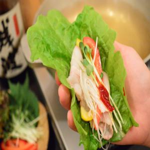 오사카부 오사카역, 우메다, 신치 | 스키야키 Shimabuta Nikodawatta Shabushabu Yasan Itton(島豚にこだわったしゃぶしゃぶ屋さん一豚 堂山店)| 좌석 예약 전용