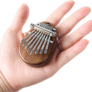 TEMU 8 Key Mini Kalimba 고품질 섬세한 손가락 엄지손 피아노 마림바 음악적인 좋은 액세서리 펜던트 선물, 크리스마스와 할로윈 선물, 감사 선물