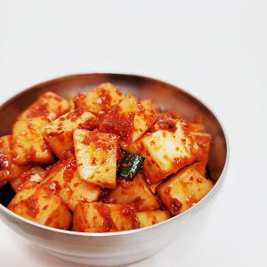 경자네 맛있는 전라도 가정식 국내산 아삭한 수제 깍두기 2kg/3kg