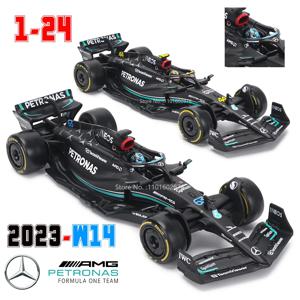 Bburago 1:24 메르세데스-AMG F1 팀 W14 2023 #44 해밀턴 #63 조지 레드 불 RB18 합금 자동차 모델, 포뮬러 원 다이 캐스팅 모델