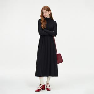 WD_High neck knit pleated dress