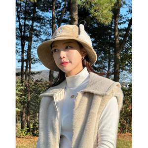 헤지스 골프 여성 23FW 브라운 귀달이 버킷햇 HWHE3F704W1