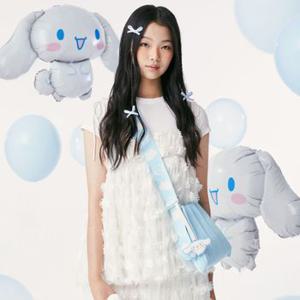 Lucky Pleats Knit Wing Cinnamoroll Soda