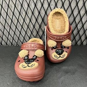 [셀러허브 1]CROCS HC02 클래식 라인드 베어 클로그 CLASSIC LINED BEAR CLOG (130-165MM) 210019-2FL