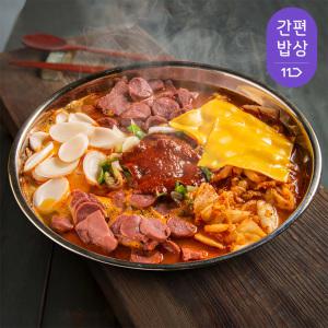 [소비기한 25.05.23] [족발야시장] 더 푸짐한 부대찌개 1kg 대용량 1팩+1팩 (+라면사리