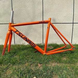 쓰나미 700C 52CM Fixie 자전거 다듬기