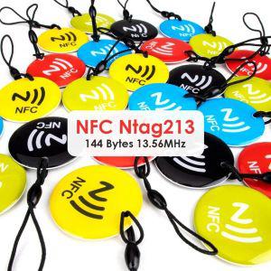 114977 모든 NFC 지원 휴대폰용 방수 태그 라벨 Ntag213 1356MHz 에폭시 카드 RFID 144 바이트 토큰 로프