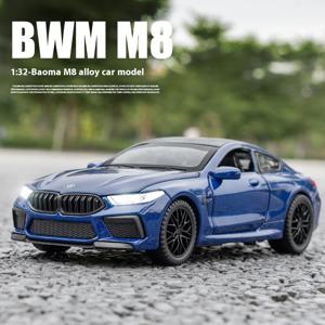 1:32 BMW M8 합금 자동차 모델, 소리와 빛, 용수철 백 액션, 어린이 놀이방 장난감 및 수집가 아이템