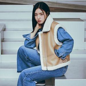 셀렙샵 에디션 24FW FAUX 양모무스탕 베스트