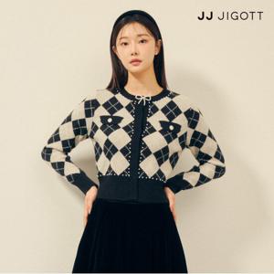 (JJ지고트) 펄 브로치 아가일 크롭 가디건 GPBP1CD101