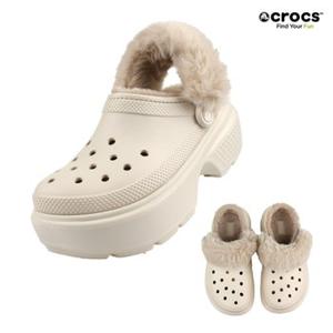 크록스 CROCS 매장판 스톰프 라인드 클로그 털신 208546-160