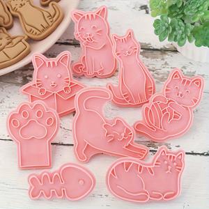 TEMU 8PCS 고양이 쿠키 커터 세트 - 플라스틱 동물 페이스트리 스탬프, 굽기에 적합한 3D 새끼 고양이 모양, 발자국 포함, 크리스마스, 할로윈, 부활절, 추수감사절 장식에 이상적