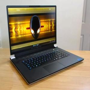 Alienware 게이밍 노트북, 17.3 FHD 인텔 코어 i9-12900HK - 1TB SSD 32GB RAM NVIDIA GeForce RTX 3080 Ti