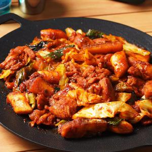 역전닭갈비 500g x 2팩 국내산 닭고기 100% 춘천닭갈비 저녁메뉴 밀키트 간편식 간편조리 캠핑요리