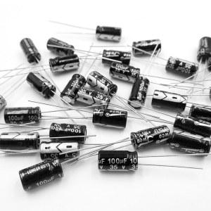 22UF 2UF 63V100V 3 3UF 10UF 10V 100UF 50V 2 ELECTROLYTIC CAPACITOR 35V 25V 16V 33UF 47UF ALUMINUM 250V 400V 4 1UF 220UF 450V 7UF