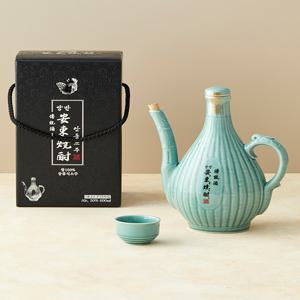 [선물세트] 전통주 양반안동소주 5년산 주전자 50도 600ml 잔1