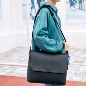 딕피스트 3컬러 데일리 스퀘어 심플 크로스백 TDF957
