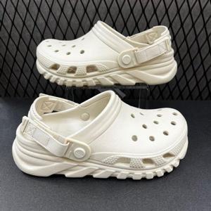 CROCS HC02 DUET MAX II CLOG (공용) 듀엣 맥스 II 클로그 208776-160