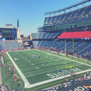 Gilette Stadium에서 열리는 New England Patriots 축구 경기 티켓