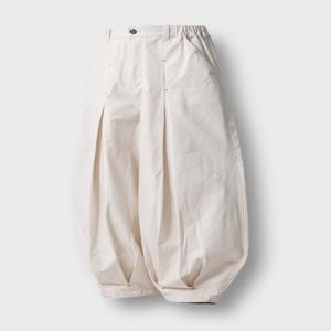 [앵글런] Unbalance Long Tuck Balloon Pants - Ivory