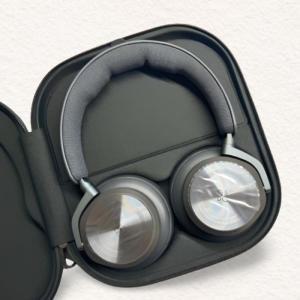 뱅앤올룹슨 BeoPlay HX / Black