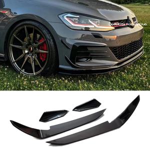 광택 블랙 RevoZport 스타일 앞 범퍼 에어로 키트 Canard Wings For Volkswagen Golf 7.5 GTI GTD R R-line 2017-2020