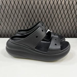 CROCS HC02 클래식 크러쉬 샌달 207670-001 (16014727)