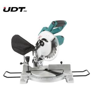 UDT UMS-08B 각도절단기 210mm 1600W 목공톱날포함 각도기 먼지주머니포함