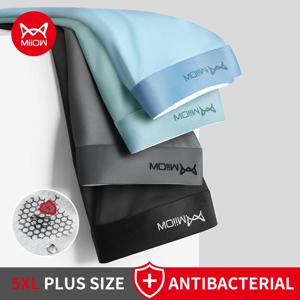 MiiOW 4Pcs 많은 남자 복서 반바지 Graphene 항균 얼음 실크 속옷 남자 Boxershorts 원활한 통기성 남성 팬티 L-5XL