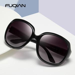 FUQIAN 브랜드 디자인 우아한 편광 된 대형 라운드 선글라스 여성 간단한 패션 큰 플라스틱 숙 녀 태양 안경 UV400