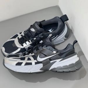 나이키 V2K런 메쉬 에어맥스 블랙 메탈릭 실버 빈티지