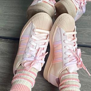 아디다스 오리지널 슈퍼스타 오로라 핑크 우먼스 H03676