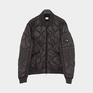 [CP COMPANY]CP컴퍼니 24FW 렌즈와펜 라이너 쇼츠 남성 자켓 17CMOW010A 110158A 999