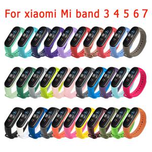 Xiaomi Mi Band 용 시계 스트랩 7 6 5 4 3 손목 밴드 실리콘 팔찌 손목 스트랩 MiBand 3 4 band5 band6 Smartwatch 액세서리