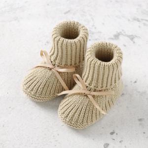 신생아 아기 신발 니트 유아 소녀 소년 부츠 귀여운 나비 매듭 유아 산책 침대 신발 따뜻한 0-18M 액세서리 모자 장갑