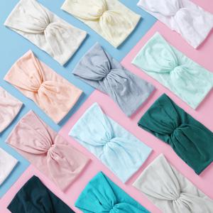 여자를위한 1Pcs 아기 머리띠 솔리드 탄성 나일론 머리띠 어린이 수제 신생아 터번 모자를 쓰고 있죠 Chlidren 헤어 액세서리