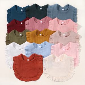 신생아 Bibs 유아 Burp Cloths 아기 물건 먹이 침을 흘리는 두건 타액 수건 유아 프릴 솔리드 컬러 턱받이 베이비 액세서리