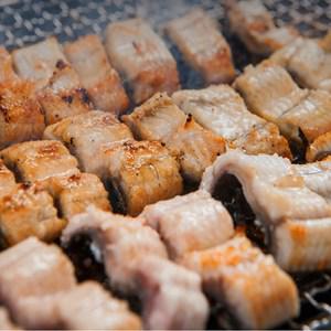 자연산 통영 바다장어 1kg 대 (손질후 750g) 소스 생강 포함