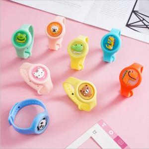 모기기피제 LED 모기퇴치기 팔찌 형광팔지 12가지 1개 랜덤발송