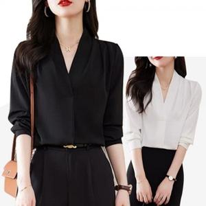 여성 브이넥 베이직 블라우스 아나운서룩 정장 블랙