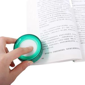 1pc 손가락 젖은 스폰지 컵 손가락 보습제 통화 계산 지폐 지폐 무작위 컬러 오피스 문구 용품